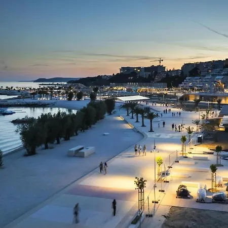 Διαμέρισμα Luxury Tina By The Znjan Put Znjana 3c